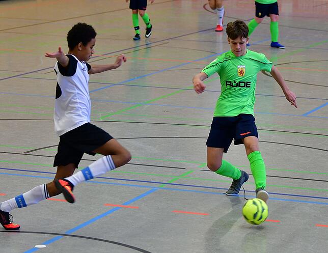 Bild 11: Zweite Garnitur des Gastgebers ist chancenlos beim 1:10 gegen den FC Wehr
