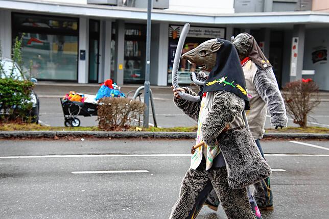 Bild 7: Fasnacht in Rielasingen: Schmotziger Fasnachtstag in bunten Bildern erleben