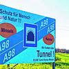 Schon 2016 forderte die Bürgerinitiative für den Abschnitt 5 der A98 im Bereich Karsau-Minseln eine Tunnelvariante und machte mit diesem ...