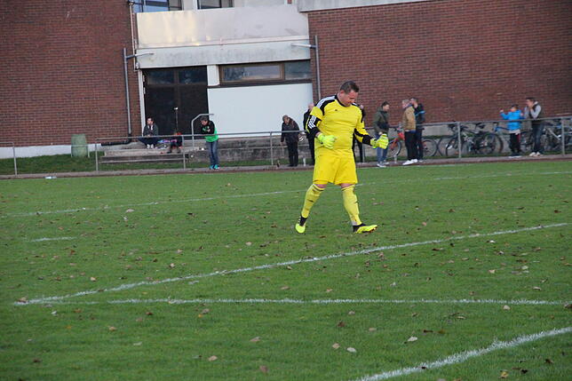 Bild 5: Die besten Bilder vom 5:0-Sieg der SG Reichenau/R.-Waldsiedlung gegen den FC Steißlingen!