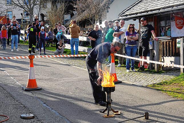 Bild 15: Buntes Programm zur „Langen Nacht der Feuerwehr“