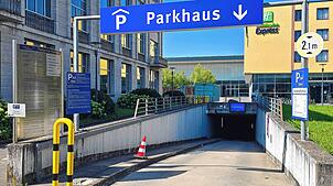 Ab sofort wird schrankenlos geparkt in der Tiefgarage Stadthalle.