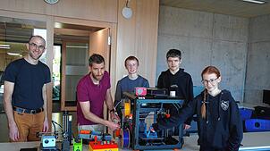 Eigene Ideen können die Schüler des OHG im neuen Makerspace entwickeln. Betreut werden die Schüler von Dennis Wirbser und Sebastian Eisele.