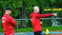 Blick in die Zukunft: Erkan Kanli (rechts, mit Co-Trainer Dimitri Maul) wird dem FC Tiengen 08 auch in der neuen Saison 2021/22 zur ...
