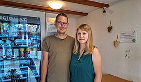 Larissa und Johannes Drexler verkaufen im kleinen Selbstbedienungsladen „Drexler`s Eierlei“ unter anderem Kartoffel. Doch im Mai wurde ...