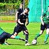 Kaum zu bremsen: In der ersten Hälfte bestimmten Ersin Demircan (Mitte, gegen Justin Petretta und Lucas Eschbach) un Aufsteiger das ...