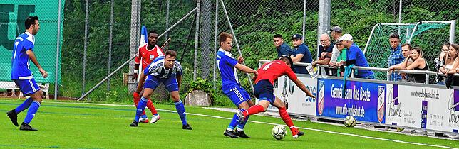 Bild 14: VfB Waldshut sichert in der Nachspielzeit das 2:2 gegen Aufsteiger SG Mettingen/Krenkingen &ndash; und wir haben Bilder!