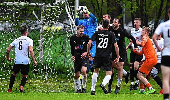 Bild 5: FC Wittlingen besiegt SG FC Wehr/Brennet mit 2:0 im Pokal-Viertelfinale – und wir haben Fotos!