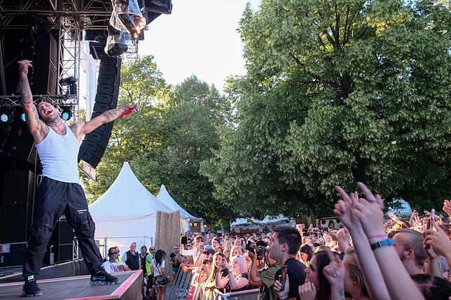 Bild 10: Bilder vom Konzert: Kontra K auf dem Hohentwielfestival