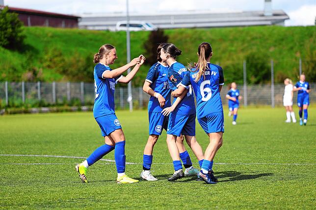 Bild 2: Unsere Bildergalerie vom 3:2-Sieg der Oberliga-Frauen des Hegauer FV gegen den Zeller FV