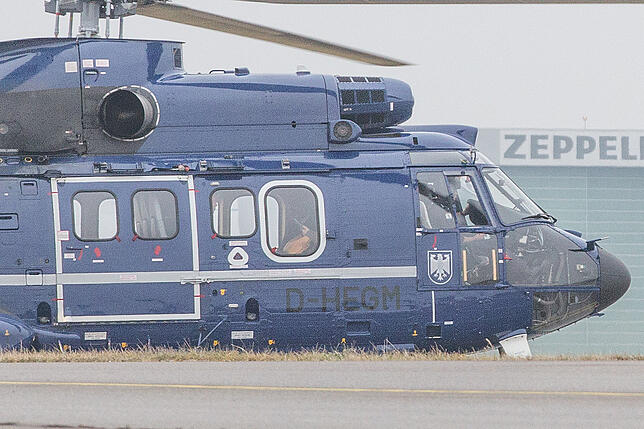 Bild 6: Warum Bundeskanzlerin Angela Merkel auf dem Weg nach Davos einen Zwischenstopp in Friedrichshafen einlegte