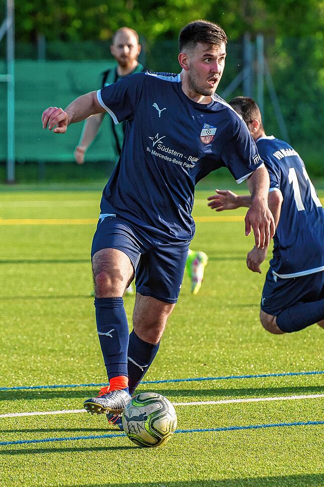 Bild 25: Titelanwärter FC Zell setzt sich mit 6:1 beim VfB Waldshut durch &ndash; und wir haben Bilder!