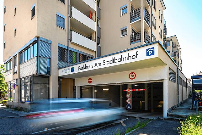 Mehr Autos in die Innenstadtparkhäuser lenken möchte die Stadtverwaltung. Hier werden von 7 bis 20 Uhr 1,20 Euro je angefangene 30 ...