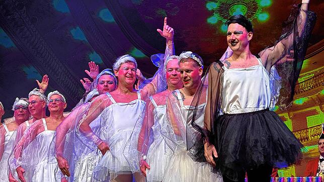 Bild 29: Die Jubiläumsbilder vom Bürgerball Friedrichshafen 2024