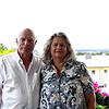 Sie sind für die Bebauung und wollen der Initiative nicht die Deutungshoheit überlassen: Gabriele Winter und Kurt Jehle auf dem Balkon ...