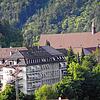Das Loreto Krankenhaus Stühlingen schließt zum 31. Juli, das MVZ soll aber weiter betrieben werden (Archivbild)