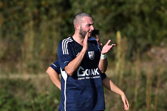 Applaus für das Team: Alessio Paciulli kam vor etwas mehr als einem Jahr vom FSV Rheinfelden zum SV Blau-Weiß Murg: „Ich wurde vom ...