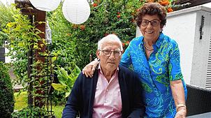 Karl und Heidi Maier können auf 60 Ehejahre zurückblicken, in vielen Fotos ist die gemeinsame Zeit festgehalten.