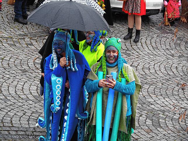 Überleben im Meer ist notwendig bei der diesjährigen Fasnacht in Lottstetten.