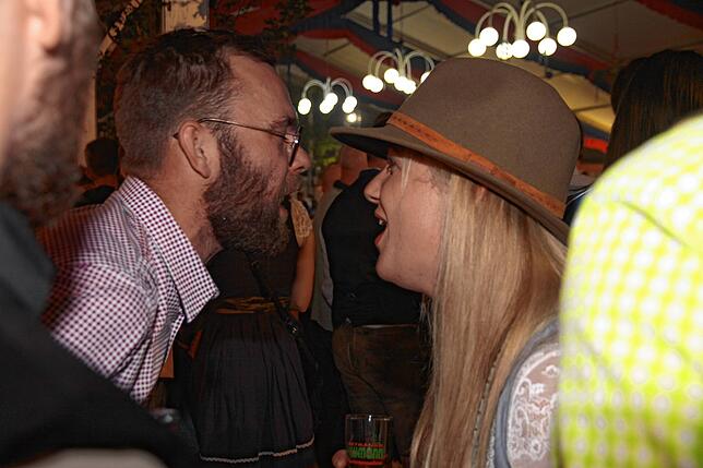 Bild 2: Die besten Bilder von der Partynacht beim Herbstfest in Honstetten