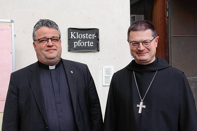 Erzabt Tutilo Burger (rechts) hat Generalvikar Christoph Neubrand eingeladen.