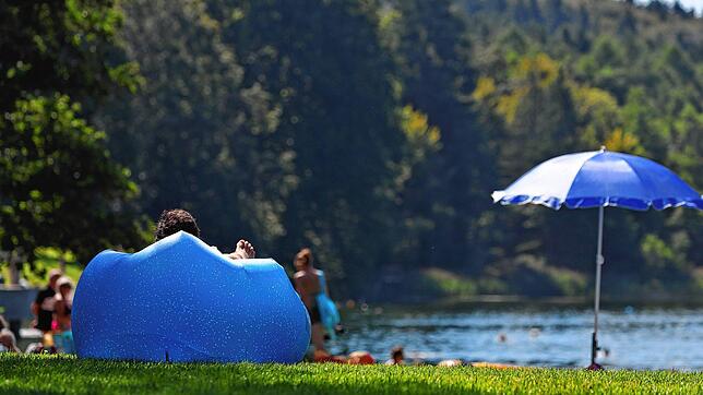Am Wochenende kommt Sommerwetter auf Deutschland zu. Am Sonntag wird es voraussichtlich über 25 Grad warm.