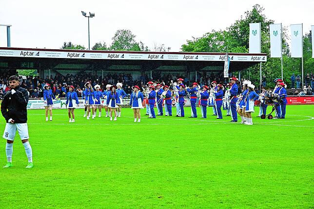 Bild 26: So feiern die Fans den Aufstieg des FC 08 Villingen