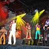Bühne frei für eine musikalische Reise durch die bunte Schlagerwelt der Siebziger mit Papi‘s Pumpels beim Seeferienfestival in ...