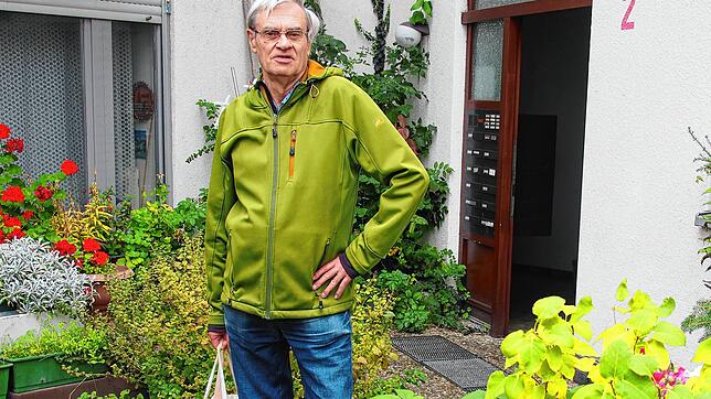 Reinhard Fehringer macht sich Sorgen um seine Versorgung: In der Singener Innenstadt gibt es im November bis zur Eröffnung des Cano ...
