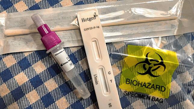 Viele Eltern in der Gemeinde Hohenfels wünschen sich PCR-Pool-Tests statt der bisher genutzten Antigen-Schnelltests mit Mund- oder ...
