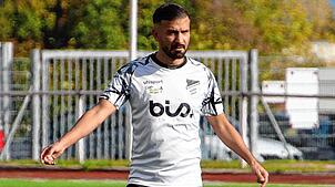 Spielertrainer Berkay Cakici und die SG Kirchen-Hausen haben bereits fünf Liga-Siege in Folge gefeiert. Foto: Kaltenbach (archiv)