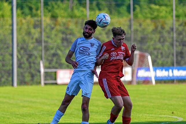Bild 25: SV Eggingen und TuS Stetten II trennen sich 2:2 im ersten Abstiegsspiel – und wir haben Fotos!
