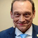 „Windkraft ist eine umweltfeindliche und unzuverlässige Stromquelle.“Bernhard Eisenhut, AfD
