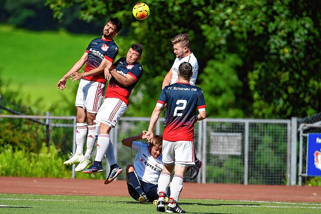 Bild 10: FC Schönau besiegt den FC Schlüchttal mit 4:1 &ndash; und wir haben die Bilder!