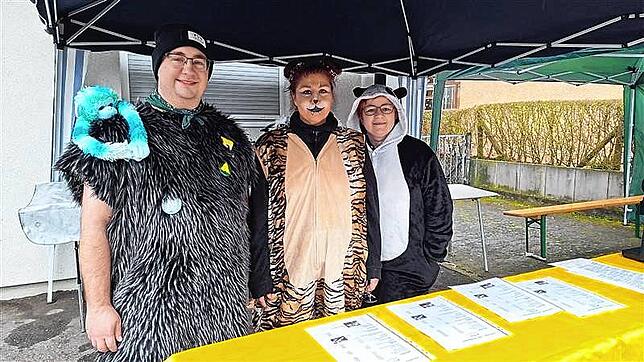 Von links: Florian Lehnig, Claudia Wößner und Melanie Kuhn vom Tierschutzverein Bad Säckingen.