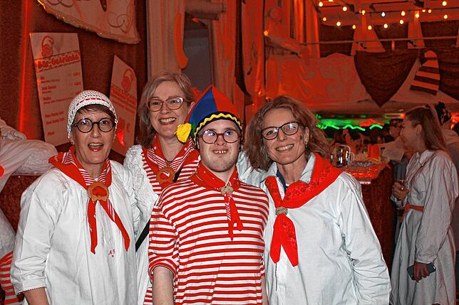Bild 7: Bilder vom Hemedglonkerball in Stockach