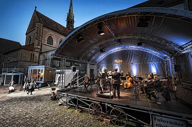 Mit acht Musikern ist auch die Bodensee-Philharmonie vertreten.
