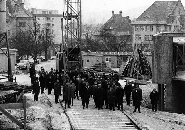 Von 1967 bis 1969 wurde in Stockach das Landratsamt des damaligen Landkreises Stockach neu gebaut. Dieses Bild entstand zur Halbzeit. ...