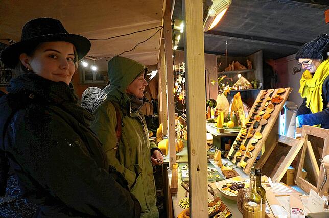 Bild 3: Weihnachtsmarkt macht einfach Spaß: Die schönsten Bilder aus Waldshut vom Samstagabend