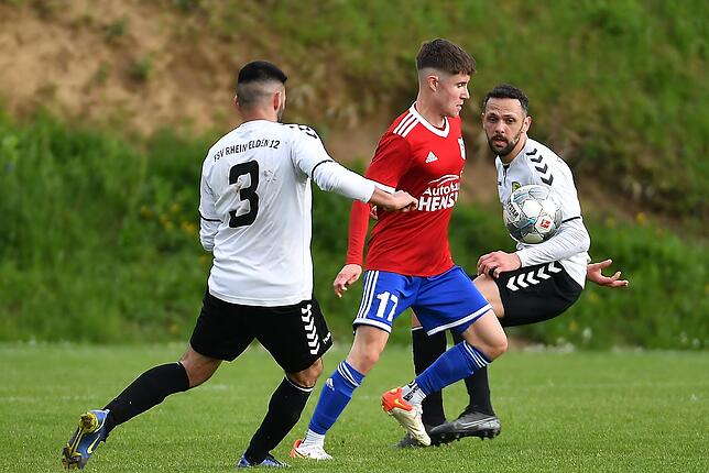 Bild 3: FSV Rheinfelden unterliegt mit 1:3 bei der SG Nordweil/Wagenstadt &ndash; und wir haben Bilder!
