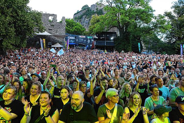 Bild 26: Hier gibt‘s die besten Fotos vom Konzert der Sportfreunde Stiller beim Hohentwiel-Festival