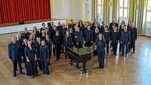 Der Konstanzer Kammerchor in seinem Probensaal: Am 13. Oktober feiert das Ensemble sein Jubiläum mit einem Konzert.