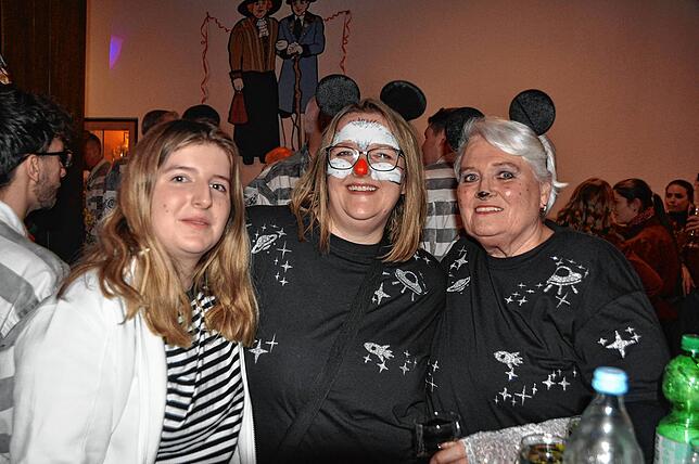 Bild 3: Eindrücke vom festlichen Ball der Historischen Narrenzunft Markdorf in Bildern