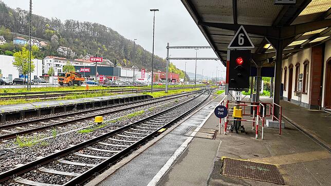 So könnte es am Freitagmorgen am Bahnhof Waldshut aussehen. Diese leeren Gleise wurden am 20. April 2023 fotografiert.