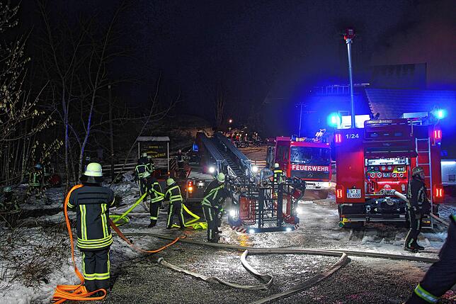 Bild 8: Brand im Hotel Walkenmühle in Bonndorf - die Bilder