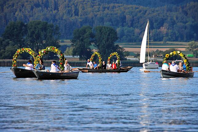 Bild 19: Pilgerfahrt über den See: Bilder von der Mooser Wasserprozession