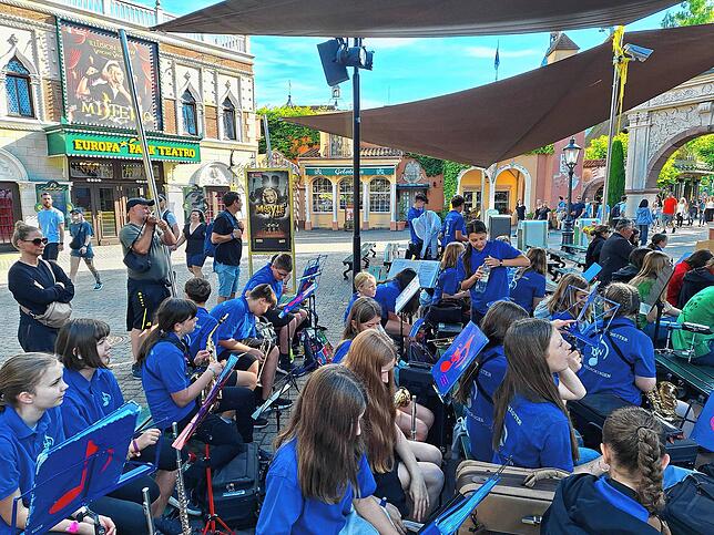 Bild 32: Bilder vom Jugendorchester JOW Wutöschingen bei Euro-Musique im Europa Park Rust
