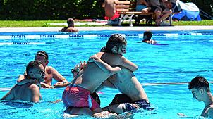 Bild : Alle Bilder zum Freibadfest in Waldshut