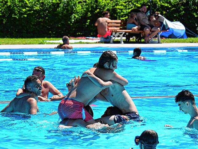 Bild 1: Alle Bilder zum Freibadfest in Waldshut