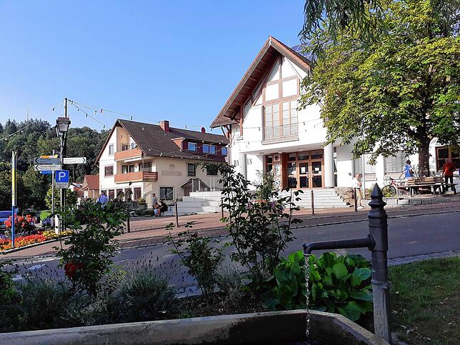 Ortskern mit Rathaus